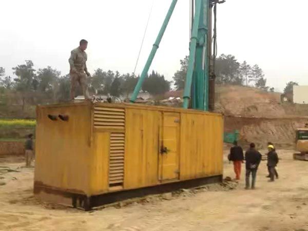 铅山如何判断水冷式机油散热器密封件是否需要更换？